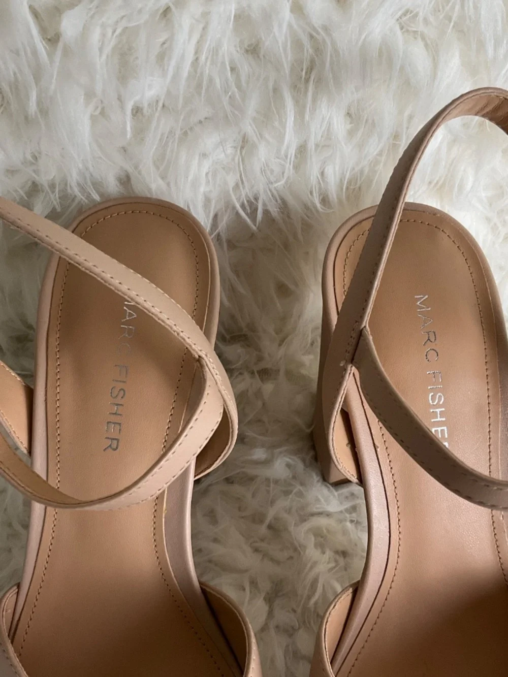 MARC FISHER WOMEN'S BEIGE PLATFORM SHOES~SIZE 7.5!